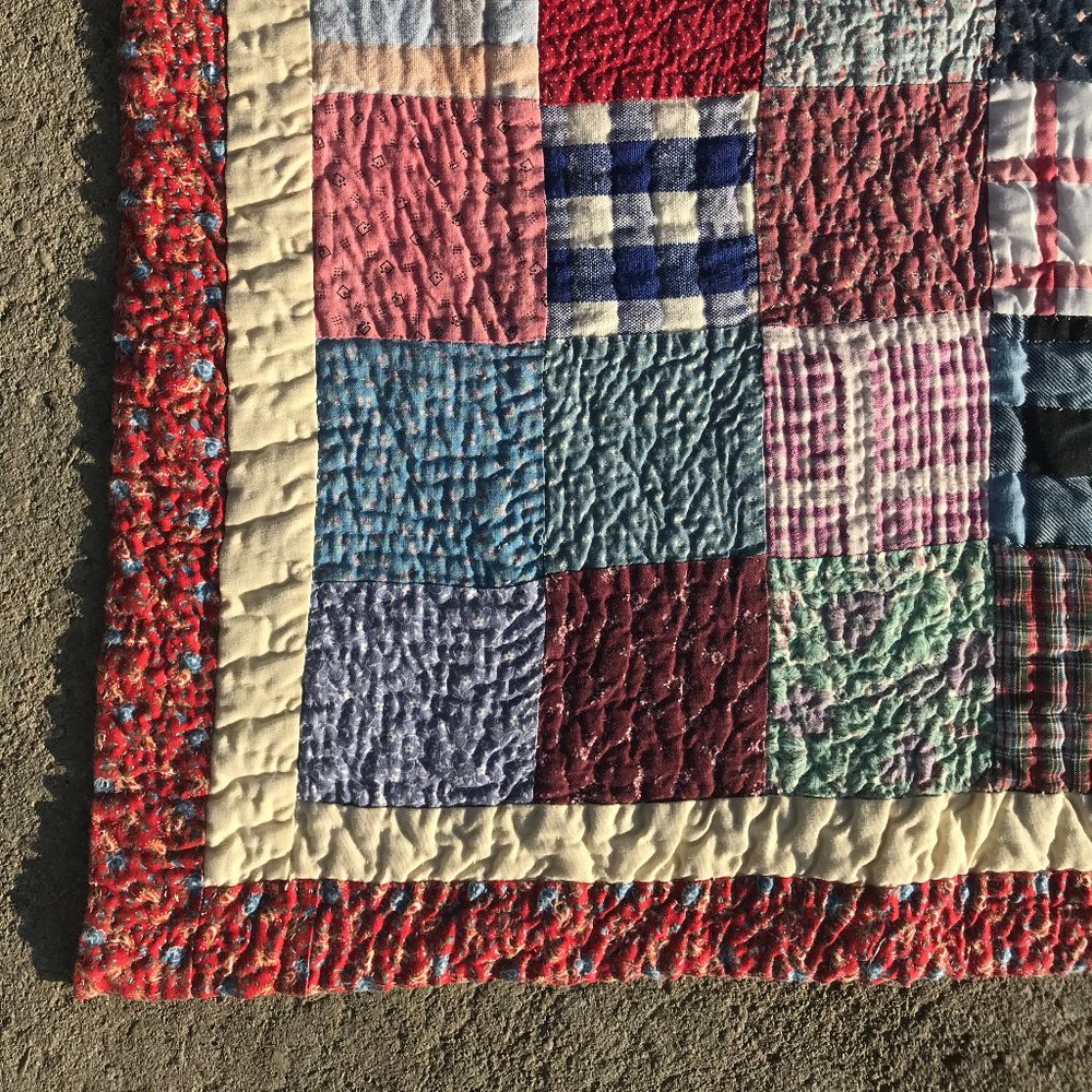 Vintage Hand Sewn Lap Quilt - Picture 3 of 4